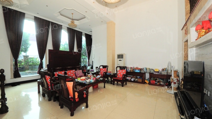 临河别墅二手房实景图