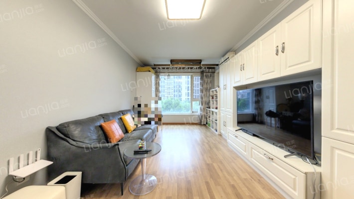 百合湾东区二手房实景图