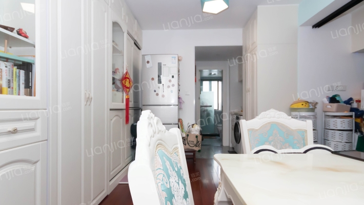 百花公寓二手房实景图