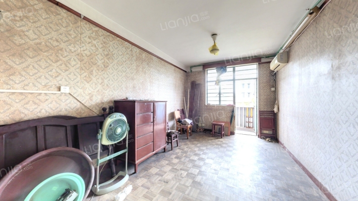 大西小区二手房实景图