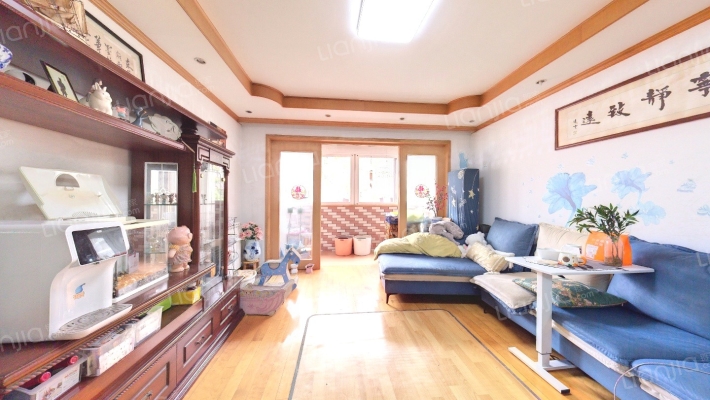 新百花园二手房实景图