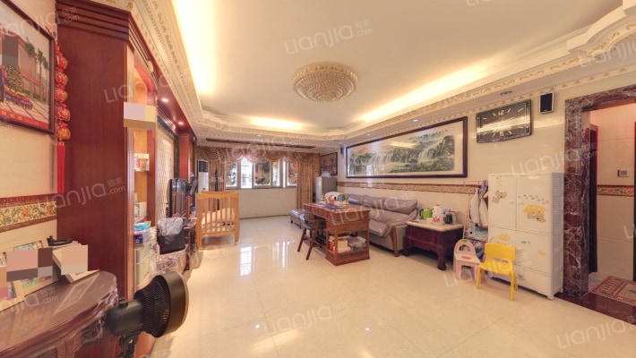 康泰新苑二手房实景图