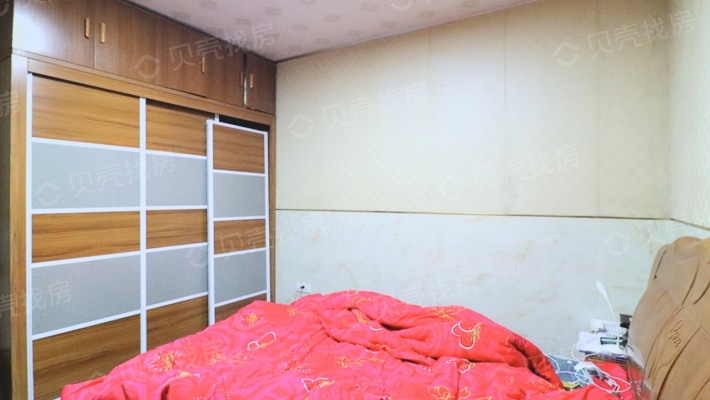 金江外滩精装三室出售房子户型方正-卧室B