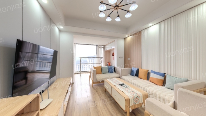 龙湖九里峰景二手房实景图