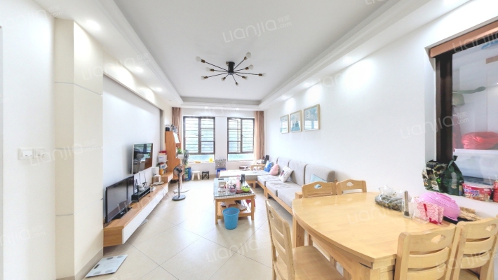 恒亿尚品湾3/4期二手房实景图