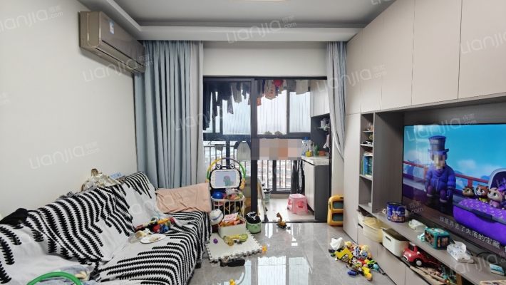 东实旗康苑二手房实景图