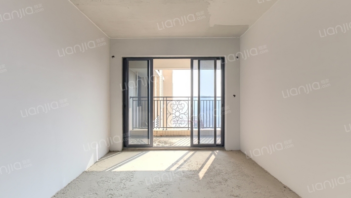 中铭新达城二手房实景图