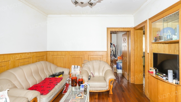 岭南路100弄二手房实景图