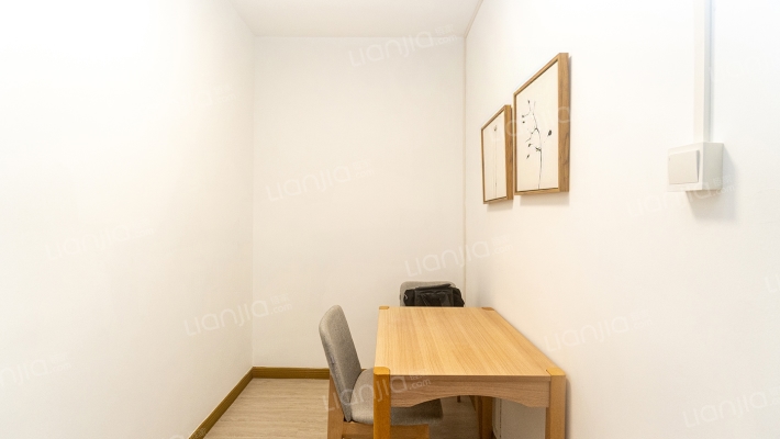 金杨新村四街坊二手房实景图