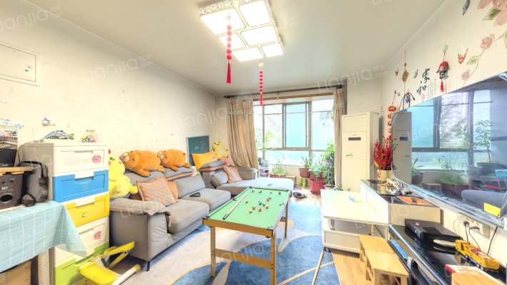 逸秀名园二手房实景图