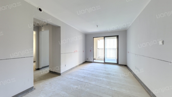 绿都澜湾椿园二手房实景图