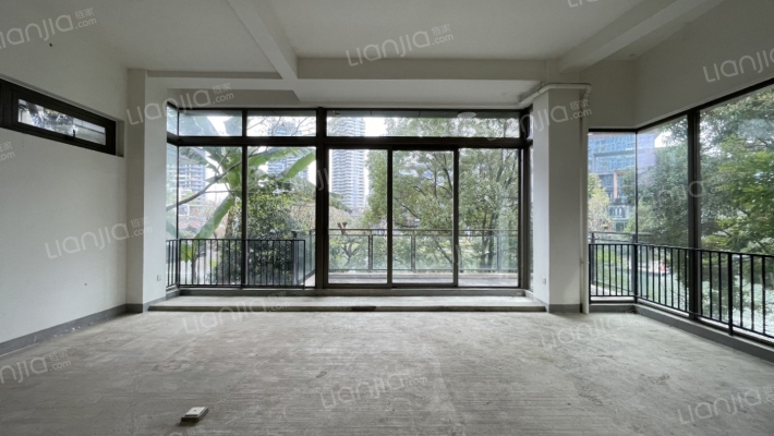 麓湖生态城玲珑屿二手房实景图