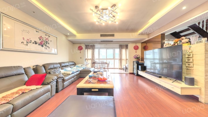 学府小区二手房实景图