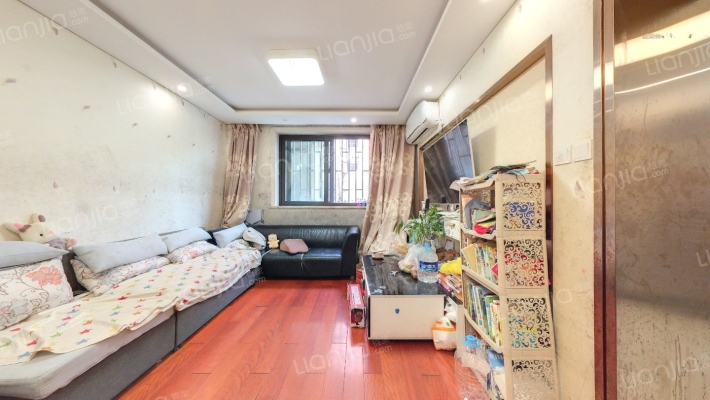 育兰社区二手房实景图