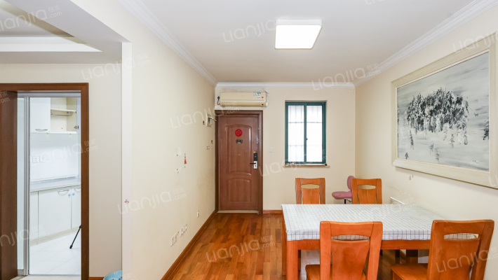 华利公寓二手房实景图