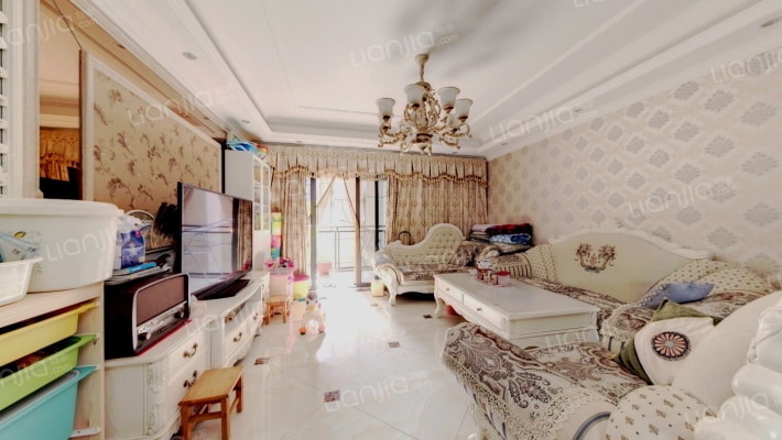 山顶道国宾城二手房实景图