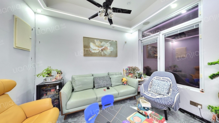 新城上坤樾山美墅二手房实景图