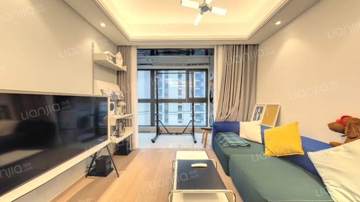 四季都会晓风来二手房实景图