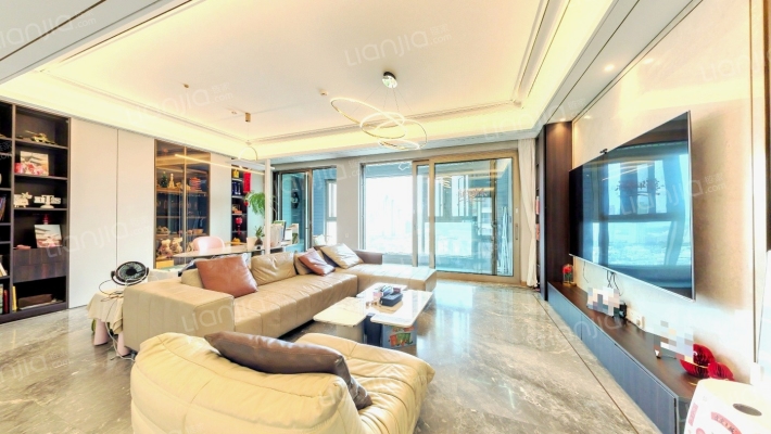 金地悦江时代悦峯二手房实景图