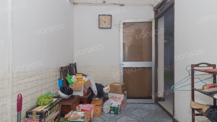 艾南小区二手房实景图