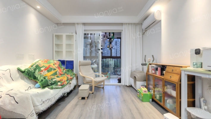 同济融景雅苑二手房实景图