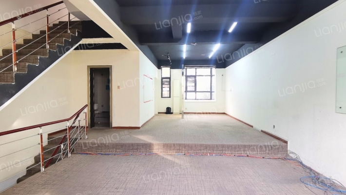 纯翠领域二手房实景图