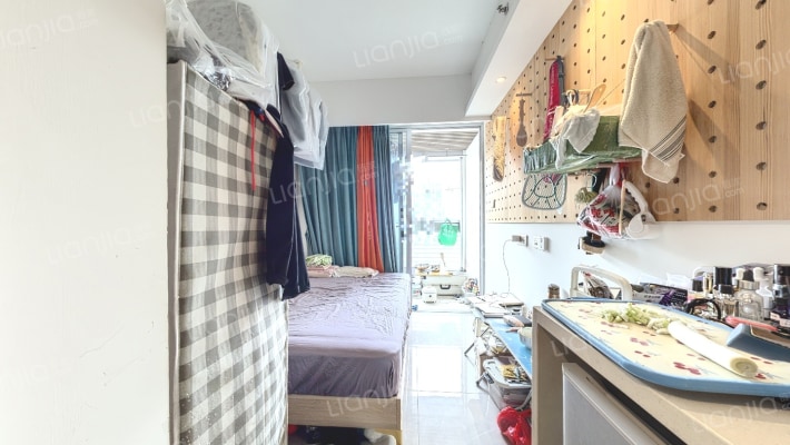 新世界大厦二手房实景图