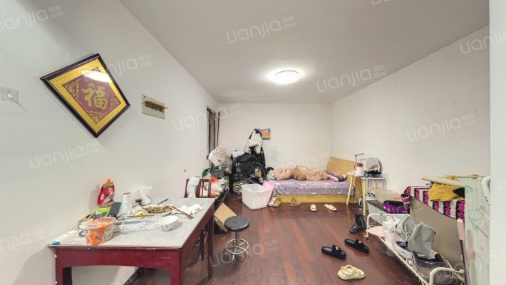春城家园B区二手房实景图