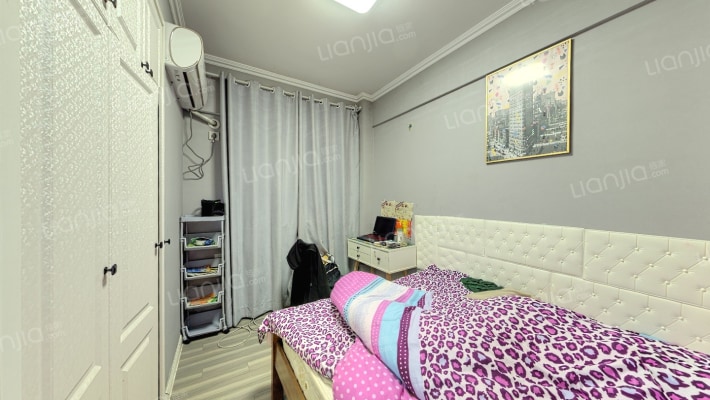 新峰商务楼二手房实景图