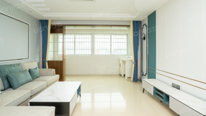 華陽名府二手房实景图