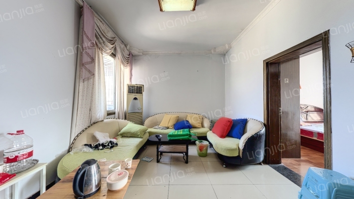 学府移民小区二手房实景图