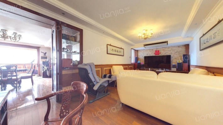 兰港大楼二手房实景图