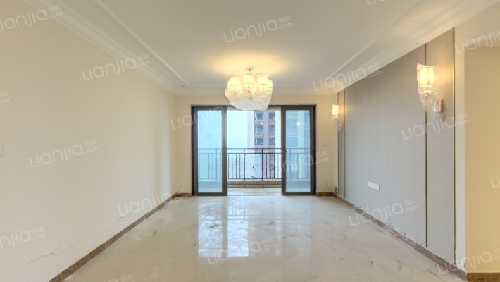 恒大麓山湖四期二手房实景图