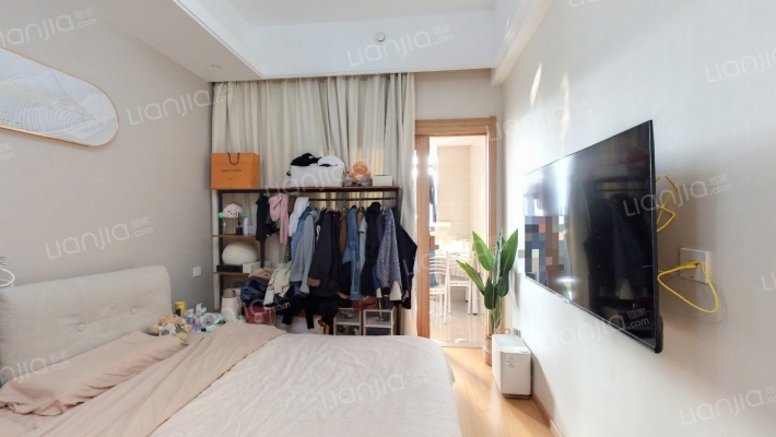 建邺吾悦广场二手房实景图