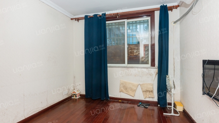 塔城小区二手房实景图