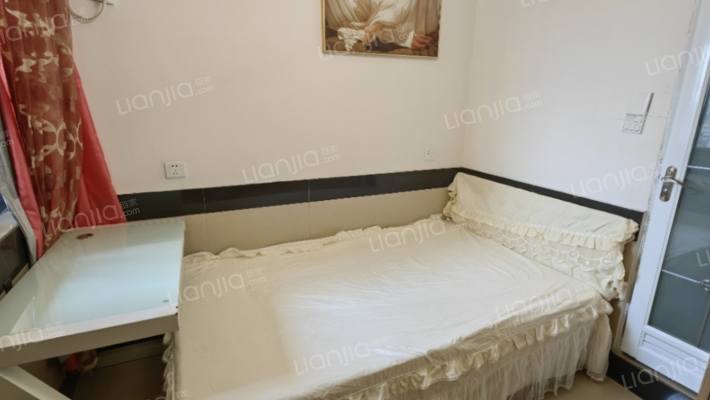 万福里二手房实景图