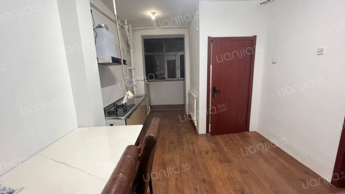 石棉厂宿舍二手房实景图