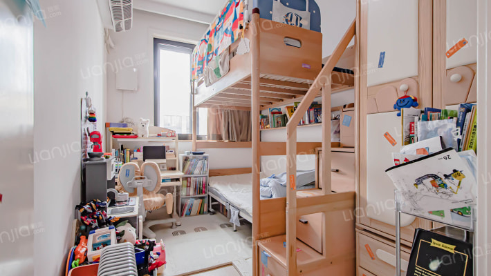 虬江路888弄二手房实景图