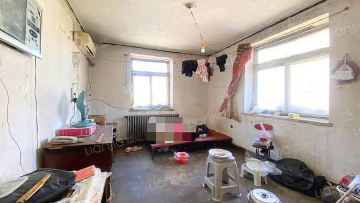 轧一大楼二手房实景图