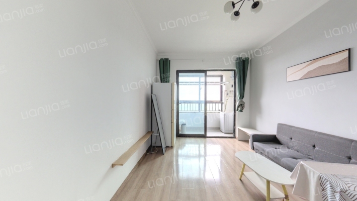 九联湖畔二手房实景图