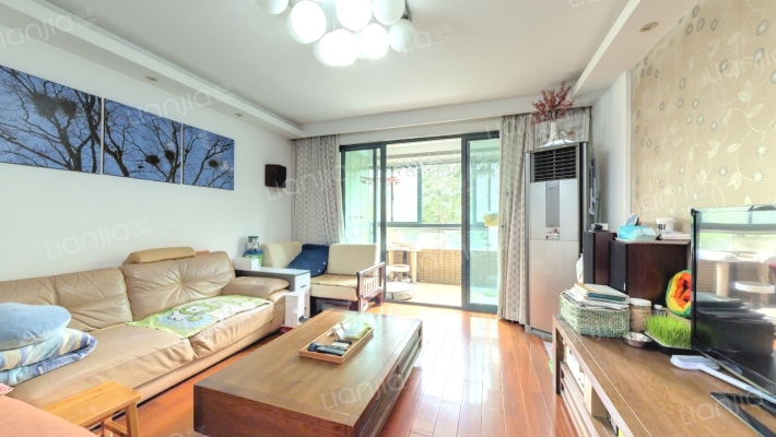 建德国际公寓二手房实景图