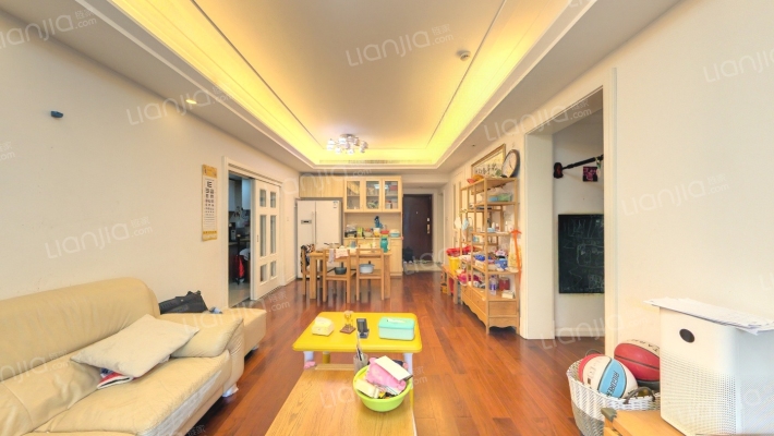 万科广场二手房实景图