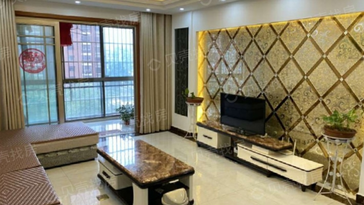 文峰宝邸精装4房 房产证满2年 品质小区 诚意出售-客厅