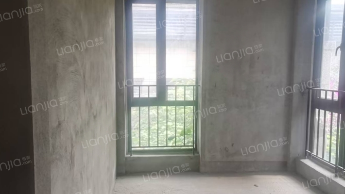 保利观湖贰二手房实景图