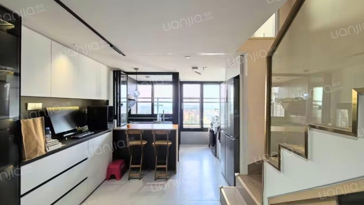 朗信国际二手房实景图