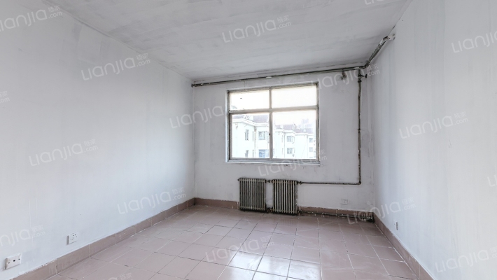 香江路二手房实景图