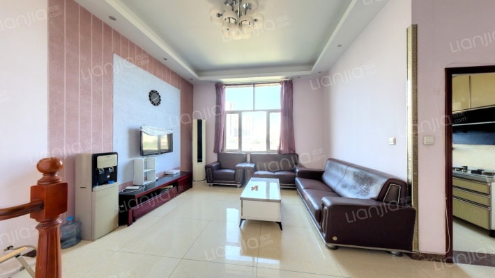 鸿润苑二手房实景图