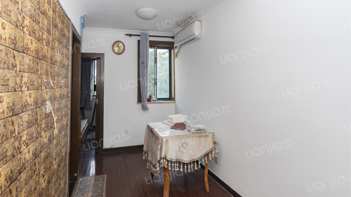 凌兆新村(凌兆路500弄)二手房实景图