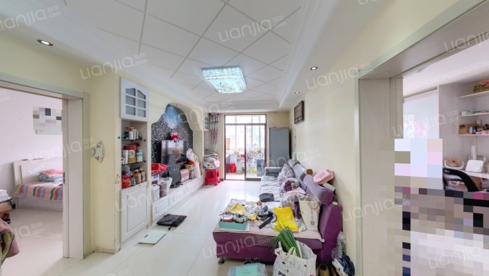 和泰红枫园二手房实景图