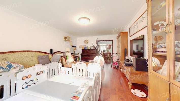 鸿运花园二手房实景图